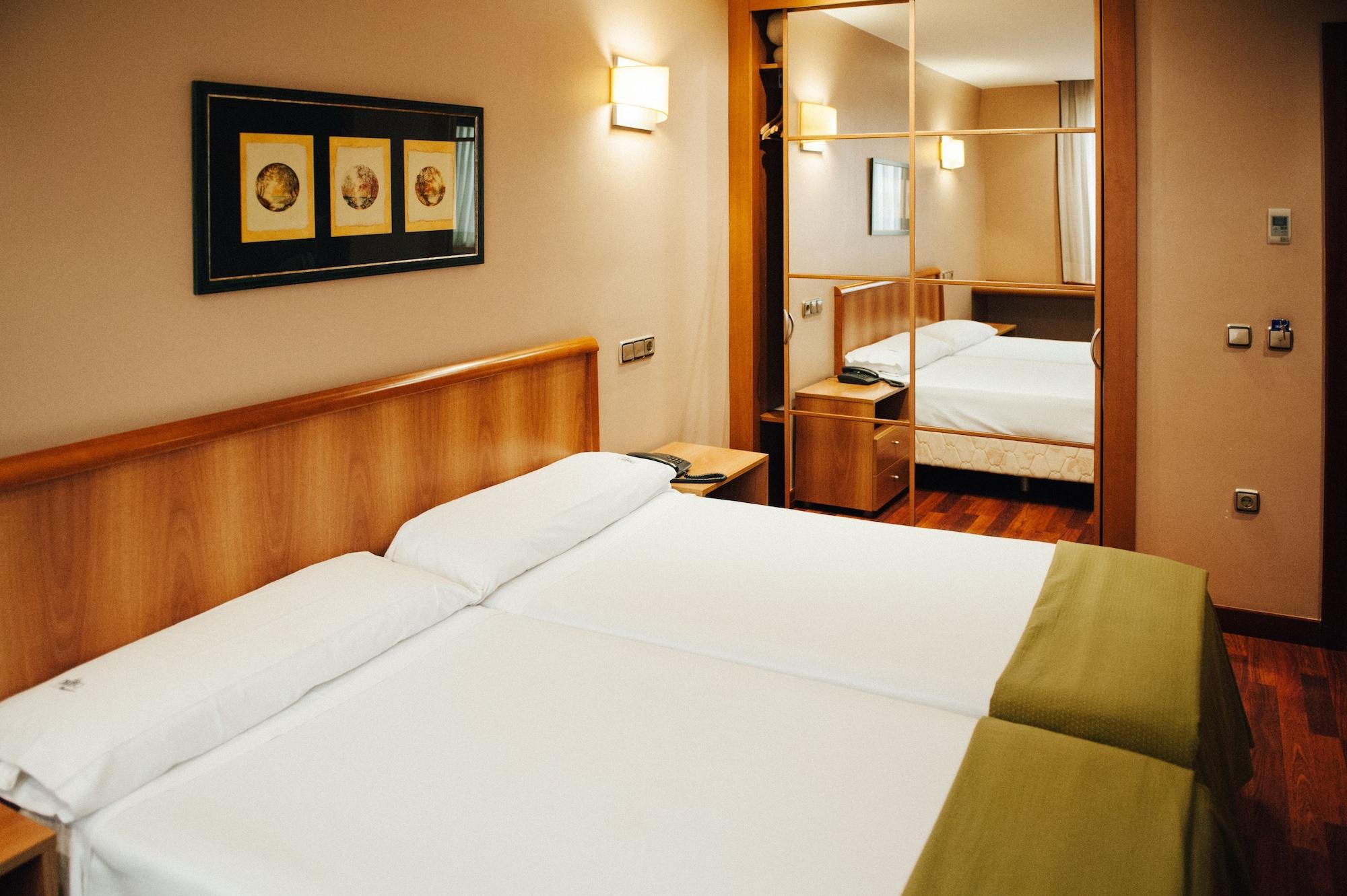 Hotel Carreno اوفيدو المظهر الخارجي الصورة