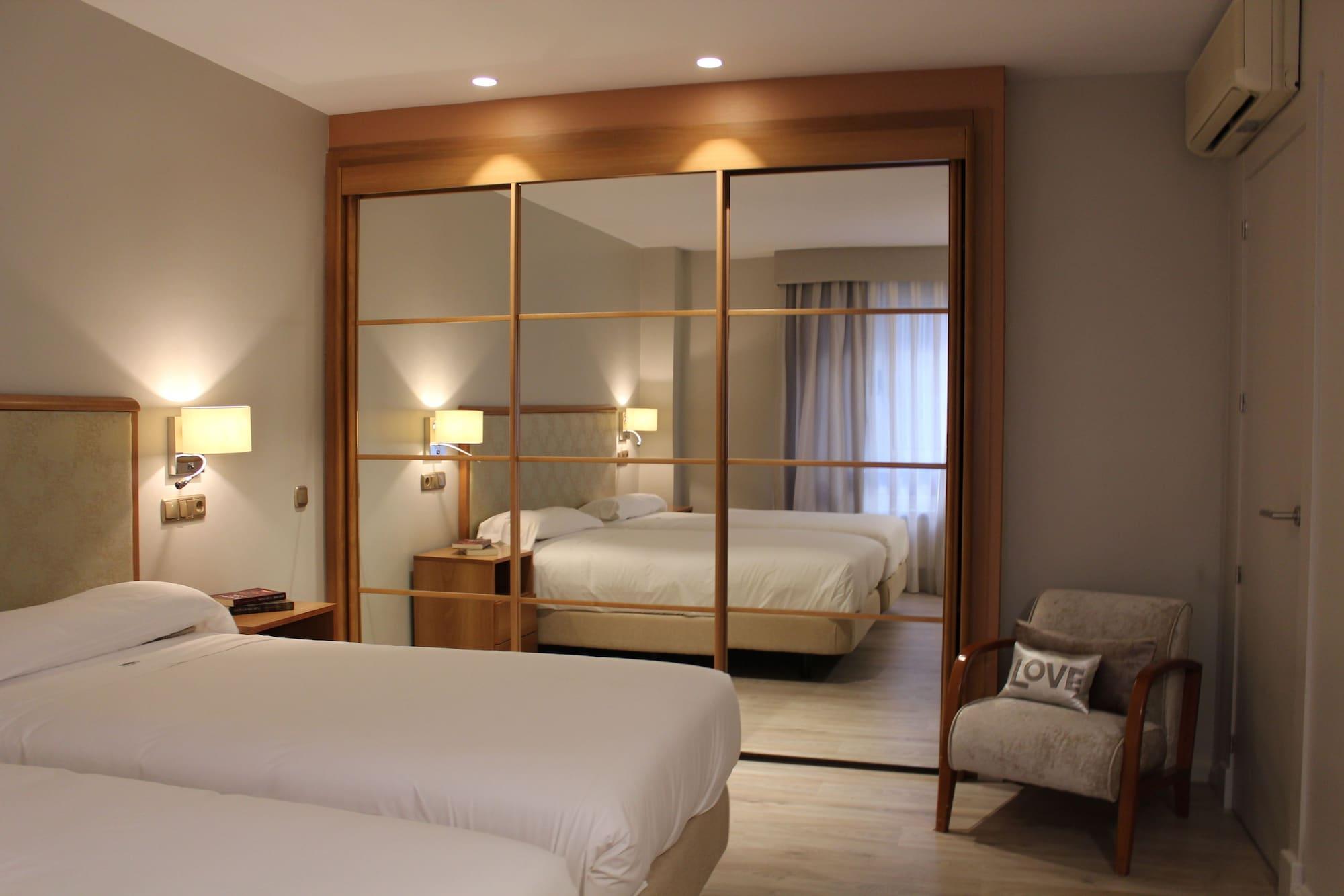 Hotel Carreno اوفيدو المظهر الخارجي الصورة