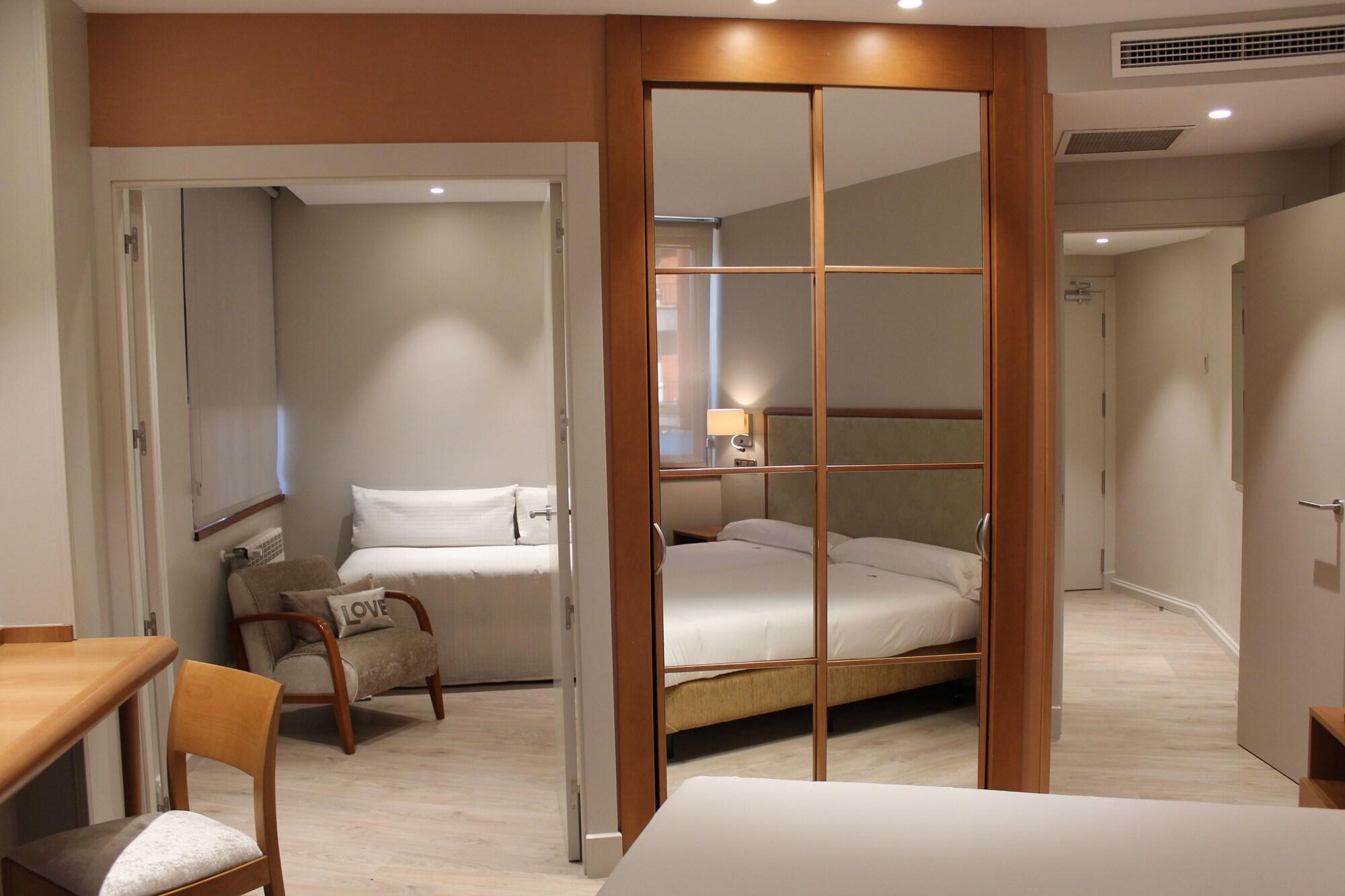 Hotel Carreno اوفيدو المظهر الخارجي الصورة