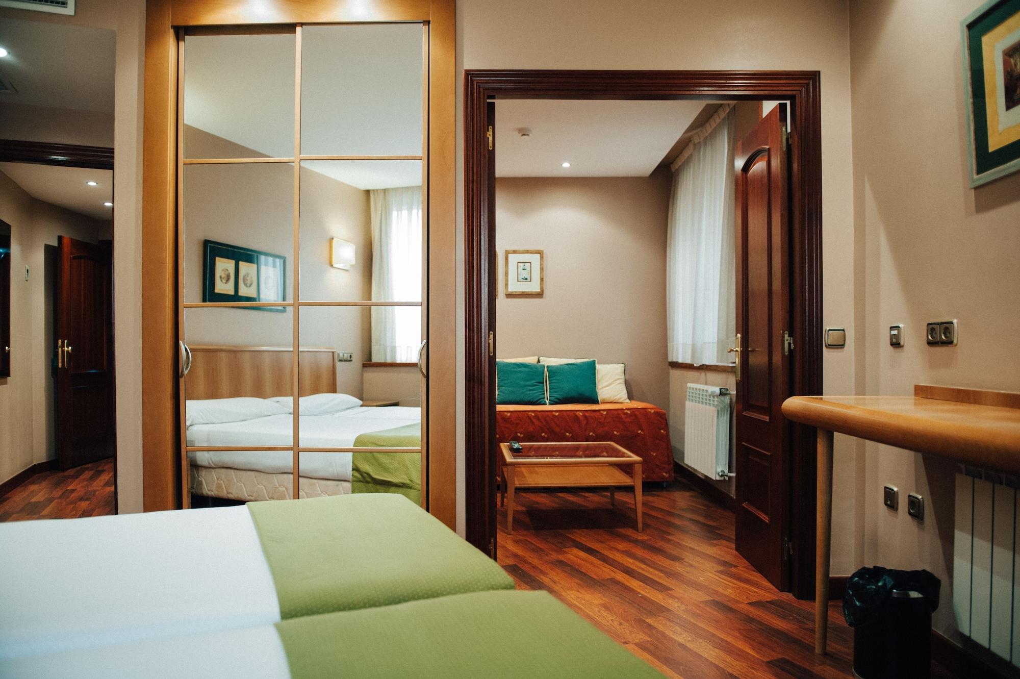 Hotel Carreno اوفيدو المظهر الخارجي الصورة
