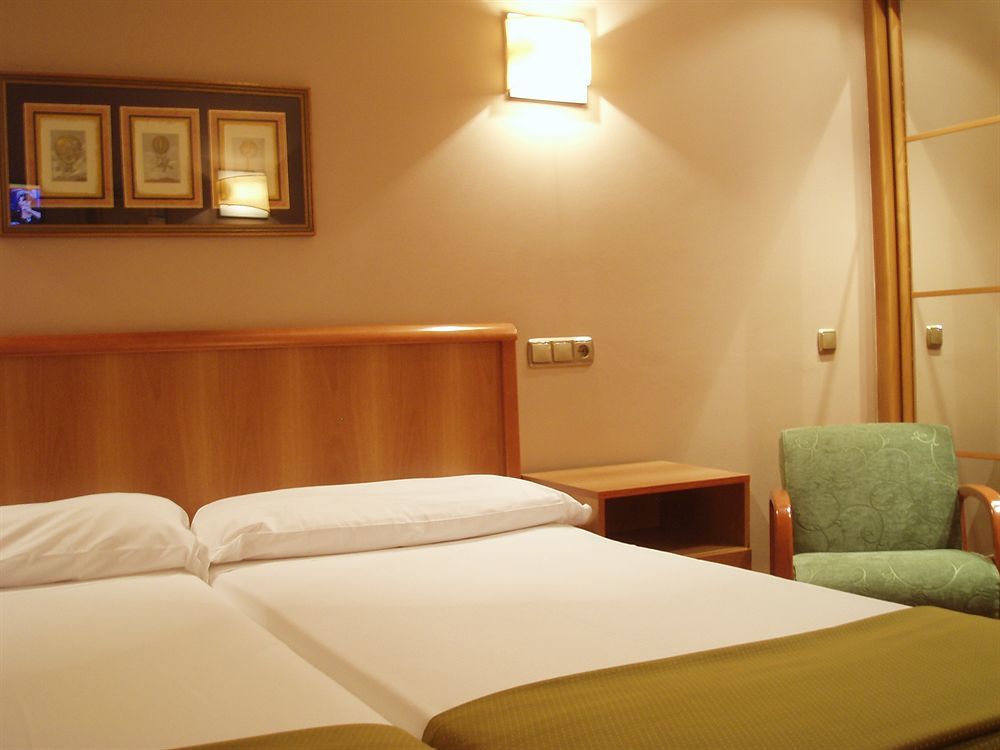 Hotel Carreno اوفيدو المظهر الخارجي الصورة