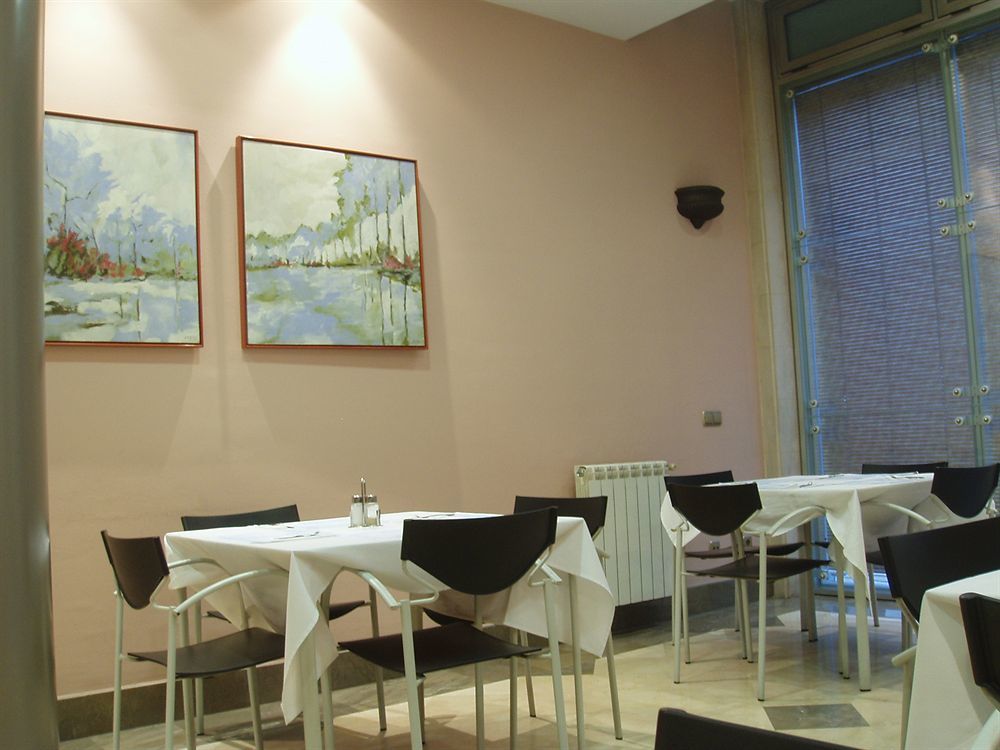 Hotel Carreno اوفيدو المظهر الخارجي الصورة