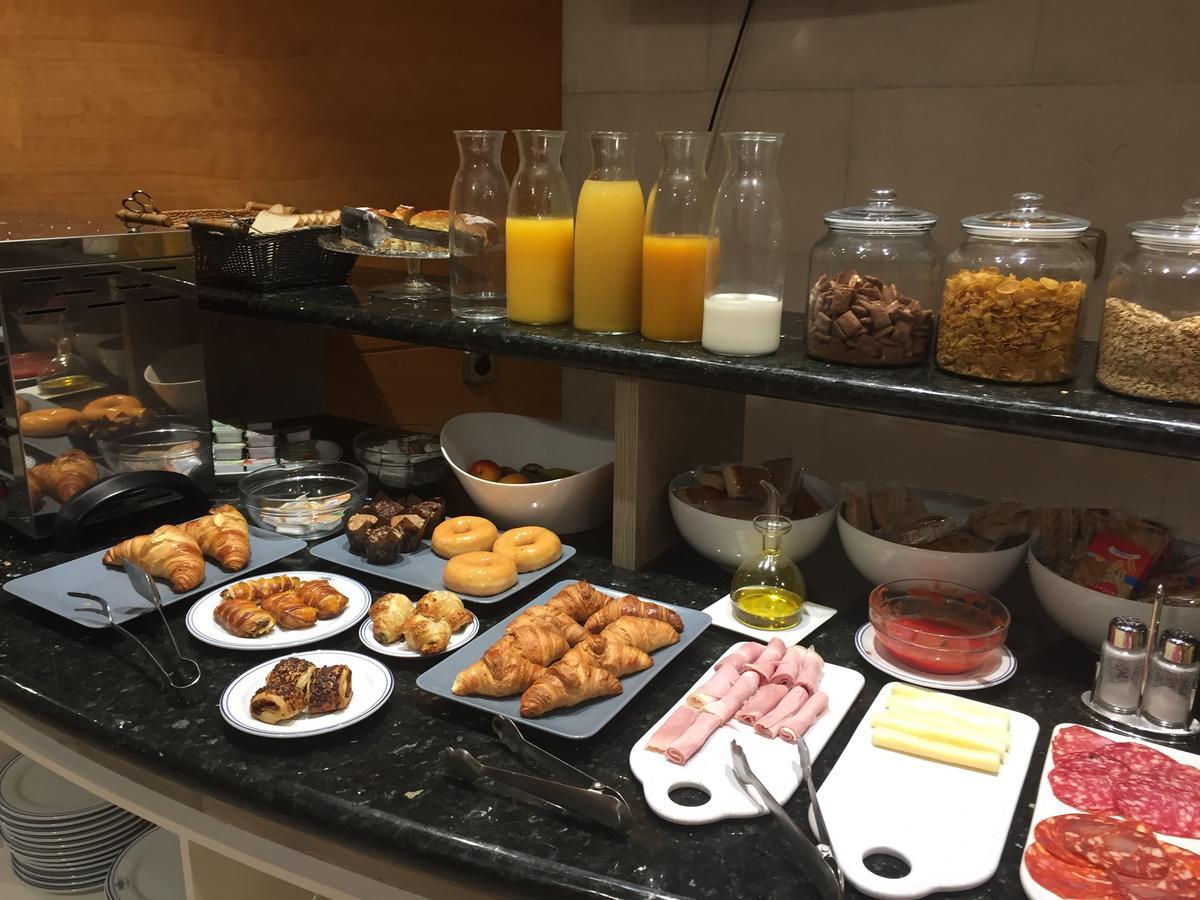 Hotel Carreno اوفيدو المظهر الخارجي الصورة