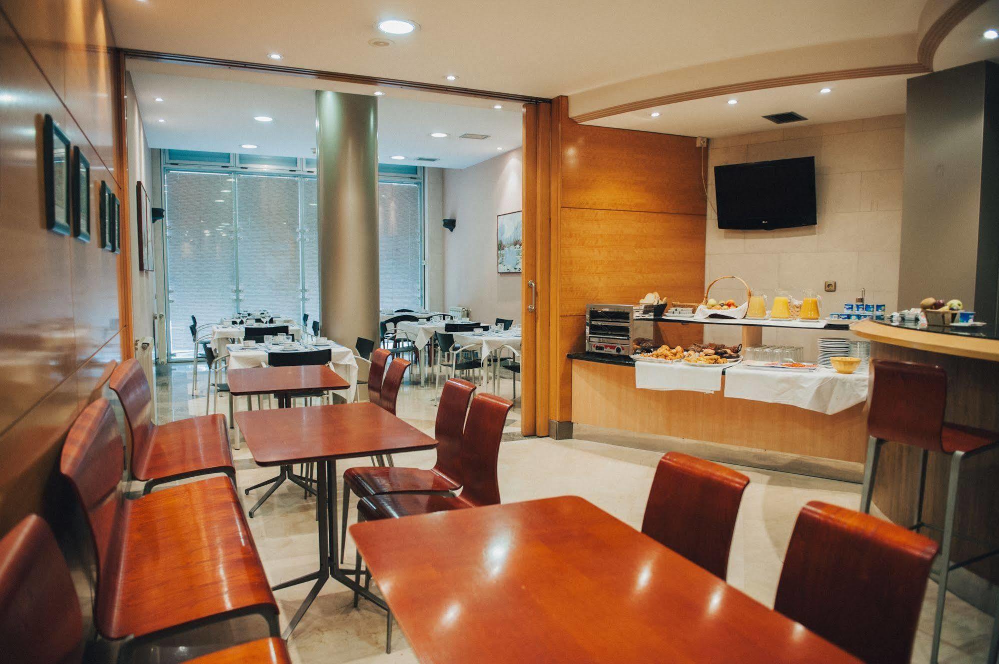 Hotel Carreno اوفيدو المظهر الخارجي الصورة